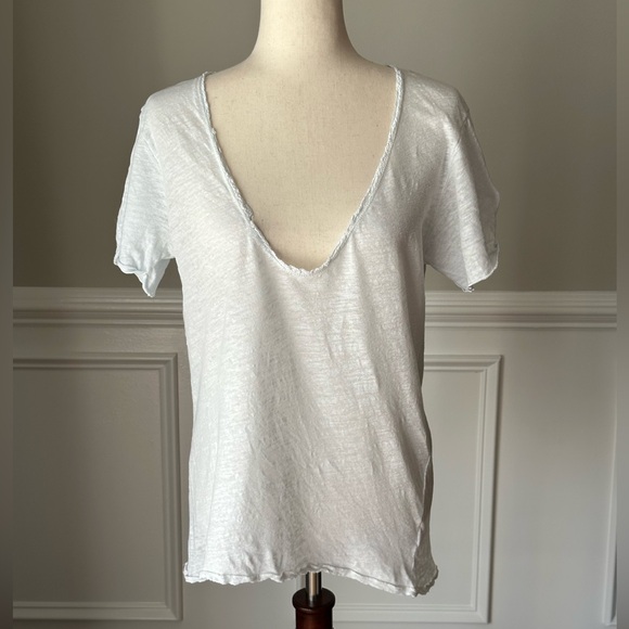 We The Free Tops - We The Free Saturday Tee size Medium